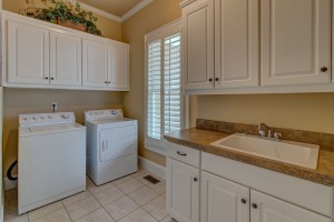 3515 Lake Breeze Lane Harbour Point Laundry